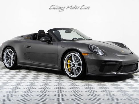 Used 2019 Porsche 911 Speedster RWD image 8