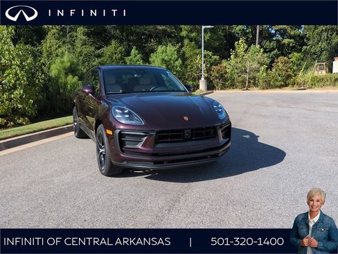 Used 2026 Porsche Macan AWD/4WD image 1