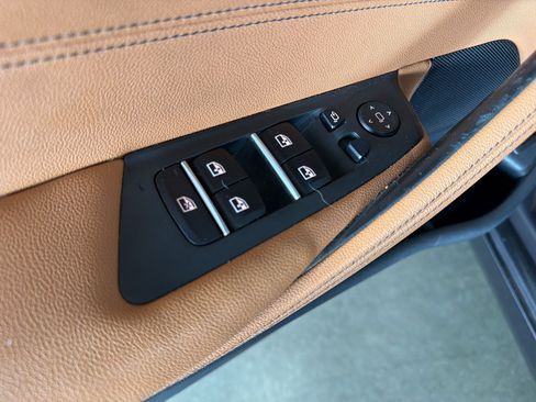 Used 2021 BMW 530i xDrive AWD/4WD image 14