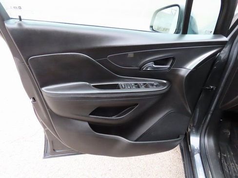 Used 2017 Buick Encore Preferred image 21