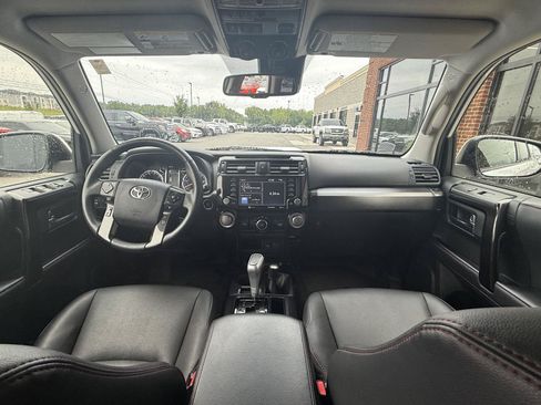 Used 2021 Toyota 4Runner TRD Off-Road Premium AWD/4WD image 15