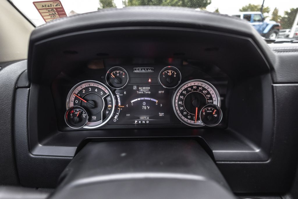 Used 2015 RAM 1500 Laramie w/ Convenience Group AWD/4WD image 14