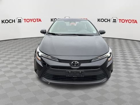 Certified 2024 Toyota Corolla LE image 2