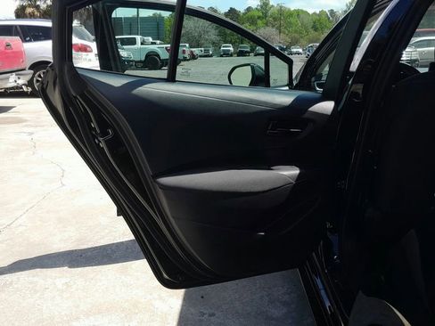 Used 2024 Toyota Corolla LE FWD image 29