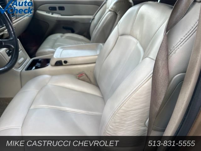 Used 2001 Chevrolet Suburban LT w/ LT Preferred Equipment Group AWD/4WD image 5