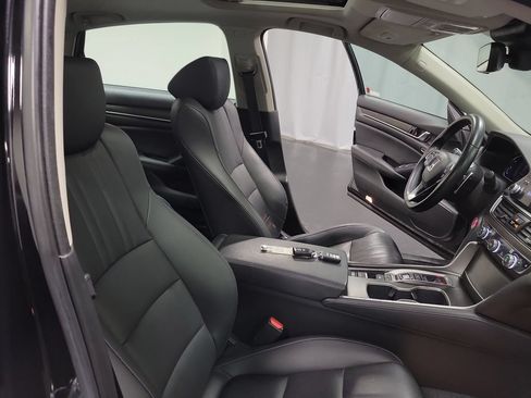 Used 2021 Honda Accord EX-L image 31