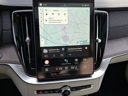 New 2026 Volvo XC90 B6 Ultra w/ Protection Package image 11