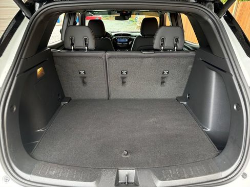 Used 2023 Chevrolet TrailBlazer RS w/ Sun and Liftgate Package FWD image 33