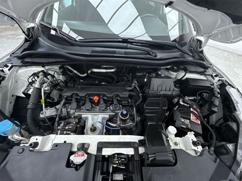 Used 2021 Honda HR-V Sport image 38