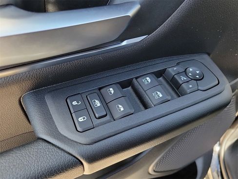 Used 2025 RAM 1500 Lone Star image 18