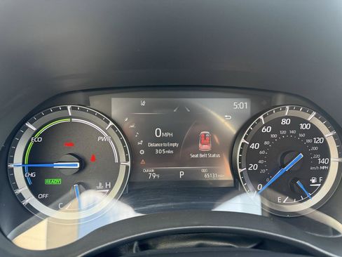 Used 2021 Toyota Highlander XLE AWD/4WD image 24
