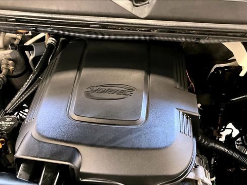 Used 2012 Cadillac Escalade Premium image 30