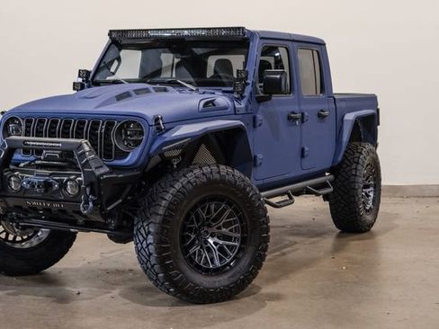 Used 2025 Jeep Gladiator Sport AWD/4WD image 22