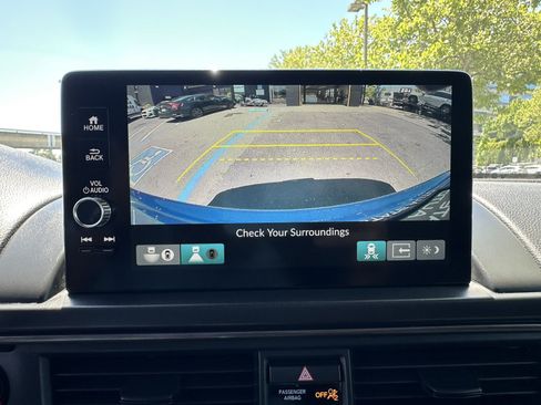 Used 2024 Honda Pilot TrailSport image 26
