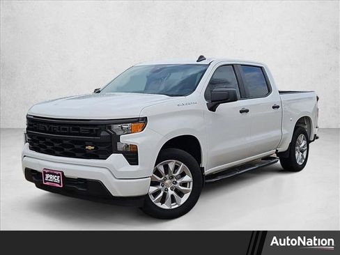 Used 2023 Chevrolet Silverado 1500 Custom image 1