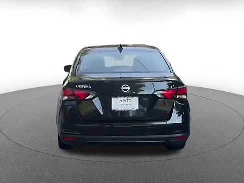 Used 2025 Nissan Versa SV FWD image 8