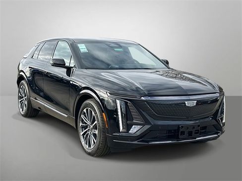 New 2026 Cadillac Lyriq Sport image 13