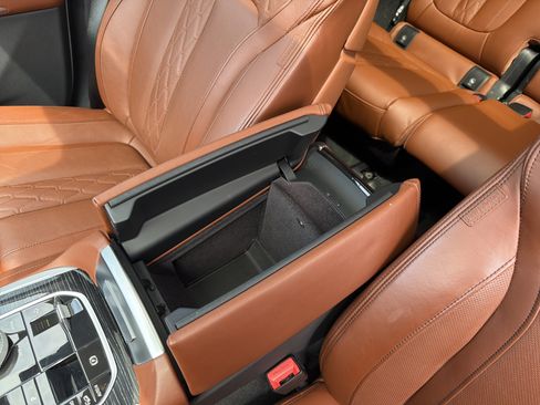 Used 2024 BMW X7 M60i w/ Executive Package AWD/4WD image 94
