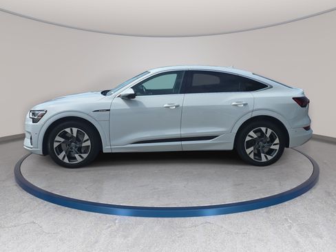 Used 2020 Audi e-tron Premium Plus AWD/4WD image 5