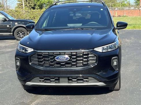 Certified 2024 Ford Escape ST-Line Select w/ Tech Pack #1 AWD/4WD image 8