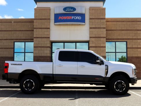 Used 2025 Ford F250 King Ranch w/ Tremor Off-Road Package image 5