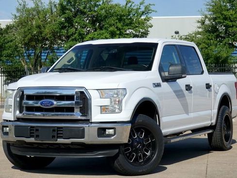 Used 2015 Ford F150 XLT w/ Equipment Group 301A Mid image 7