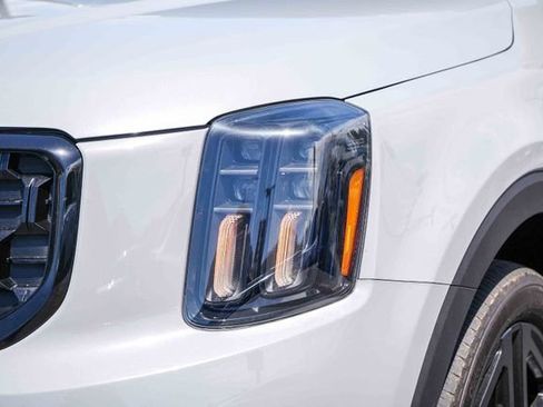 Certified 2024 Kia Telluride EX X-Line AWD/4WD image 12