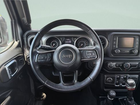 Used 2018 Jeep Wrangler Unlimited Sport S AWD/4WD image 19