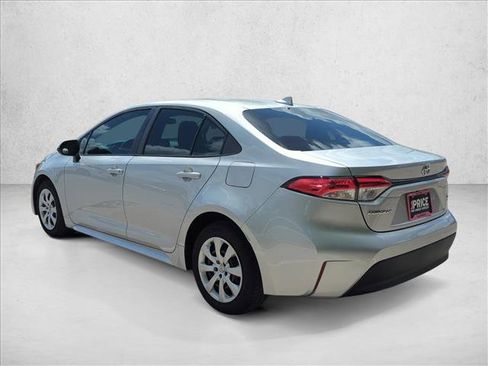 Certified 2025 Toyota Corolla LE image 7