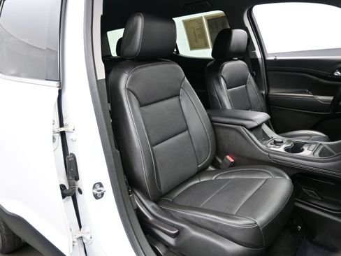 Used 2023 GMC Acadia SLT AWD/4WD image 14