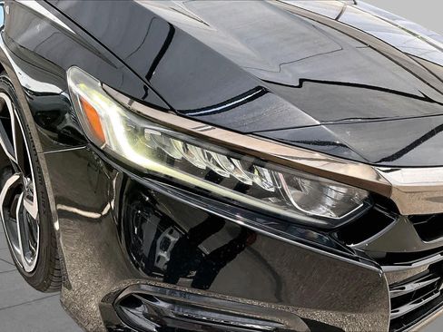 Used 2019 Honda Accord Sport image 28