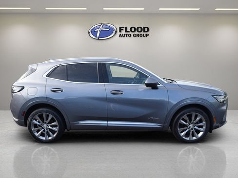 Used 2021 Buick Envision Avenir w/ Technology Package II AWD/4WD image 3