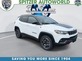Used 2025 Jeep Compass Trailhawk AWD/4WD video 2