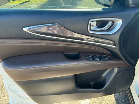 Used 2016 INFINITI QX60 Luxe w/ Premium Plus Package image 11