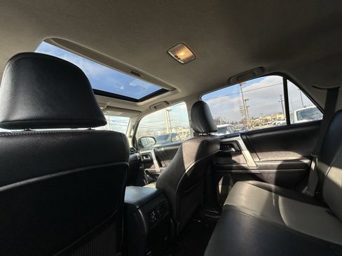 Used 2014 Toyota 4Runner Limited image 28