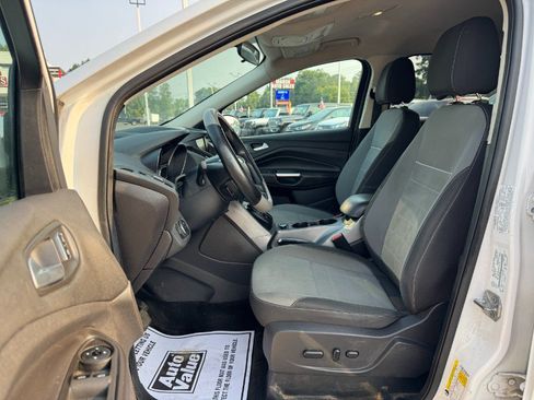 Used 2014 Ford Escape SE w/ Equipment Group 201A AWD/4WD image 15