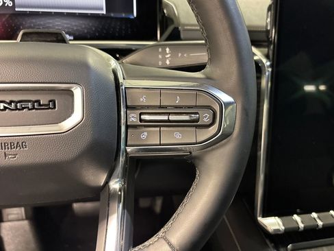 Used 2025 GMC Sierra EV Denali image 35