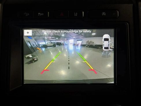 Used 2018 Ford Expedition Limited w/ Equipment Group 301A AWD/4WD image 48