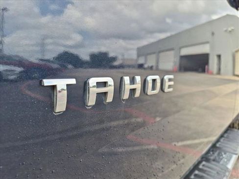 Used 2018 Chevrolet Tahoe LT w/ LT Signature Package AWD/4WD image 13