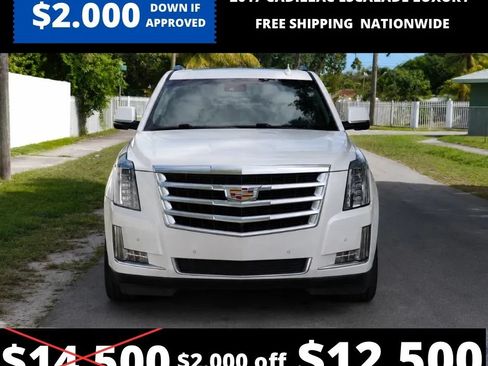 Used 2017 Cadillac Escalade Luxury RWD image 2