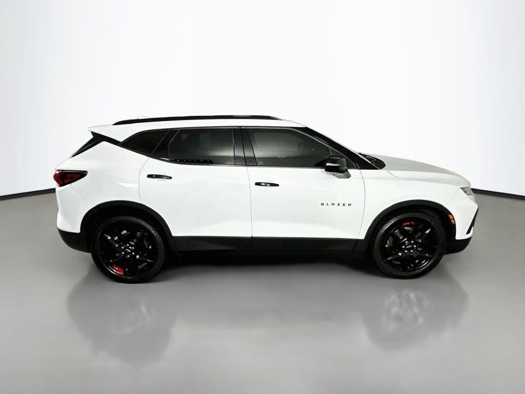 Used 2020 Chevrolet Blazer LT w/ Redline Edition FWD image 8