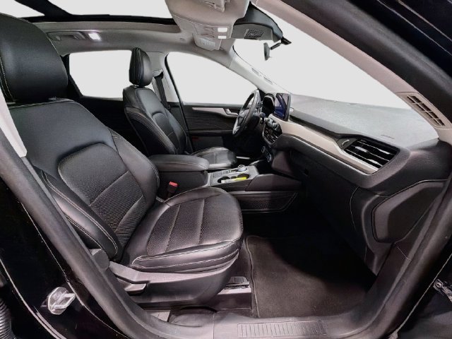 Used 2021 Ford Escape SEL w/ Technology Package FWD image 23