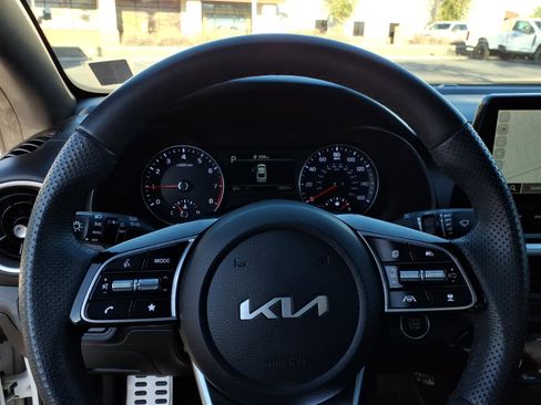 Used 2023 Kia Forte GT-Line w/ GT-Line Premium Package image 20