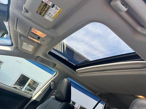 Used 2016 Toyota RAV4 Limited AWD/4WD image 21