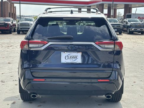 Used 2022 Toyota RAV4 XSE w/ Premium Package image 4