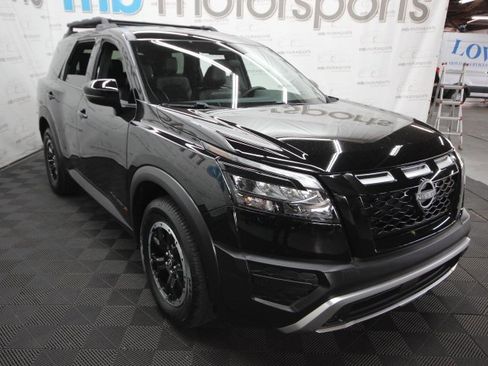 Used 2023 Nissan Pathfinder Rock Creek image 10