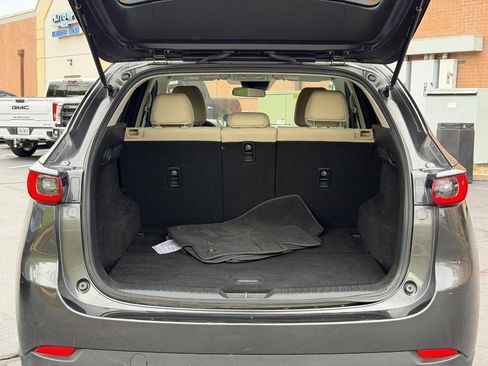 Used 2023 MAZDA CX-5 AWD 2.5 S w/ Select Package image 4