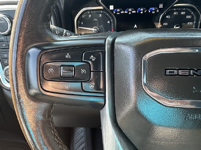Used 2022 GMC Sierra 2500 Denali w/ Denali Ultimate Package AWD/4WD image 27