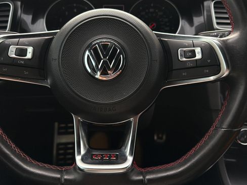 Used 2017 Volkswagen GTI Sport image 23
