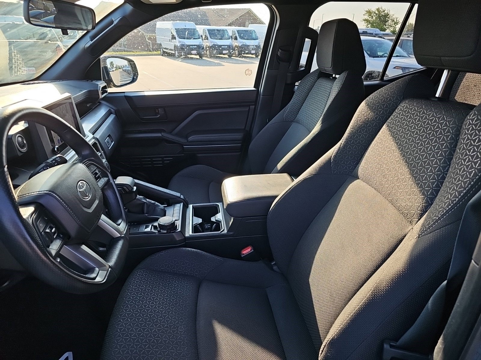 Used 2025 Toyota 4Runner SR5 AWD/4WD image 17